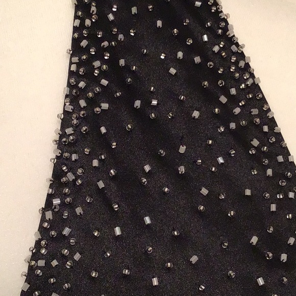 Stunning Black Gown Halter Neck with Embellishment - Picture 4 of 8